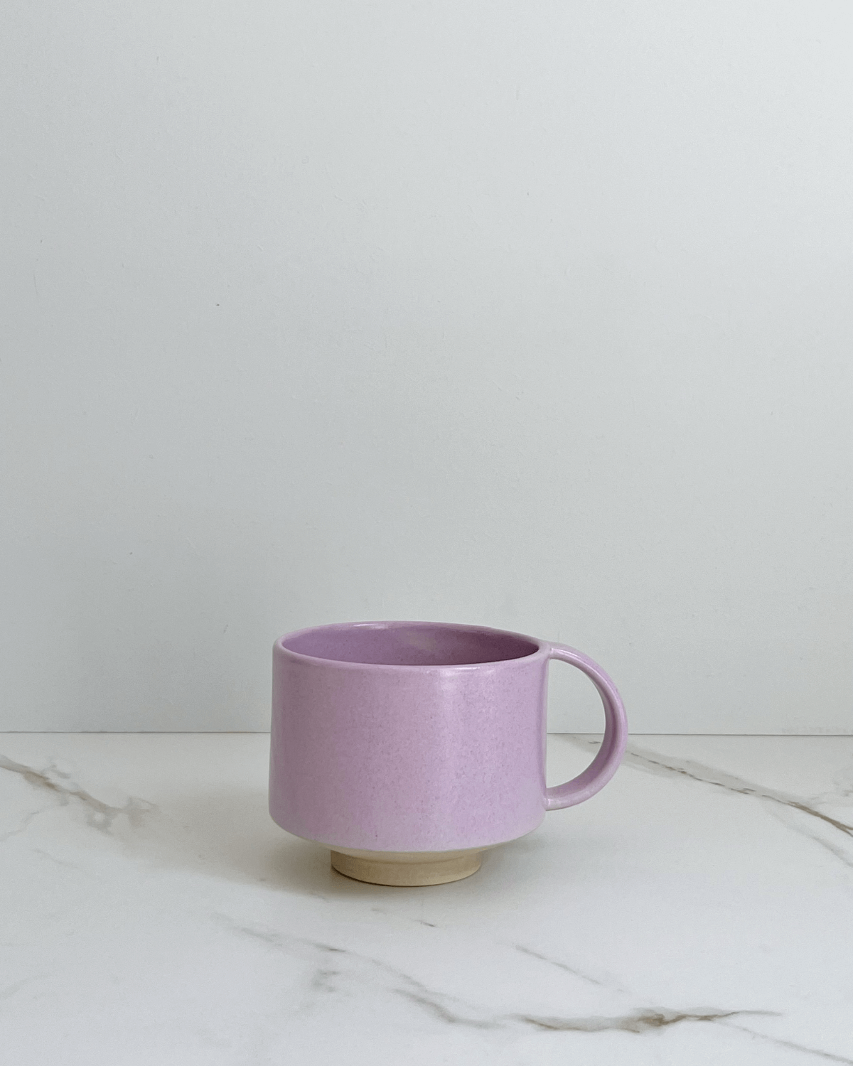 Kop med hank, Lilla, Håndlavet keramik, May Studio