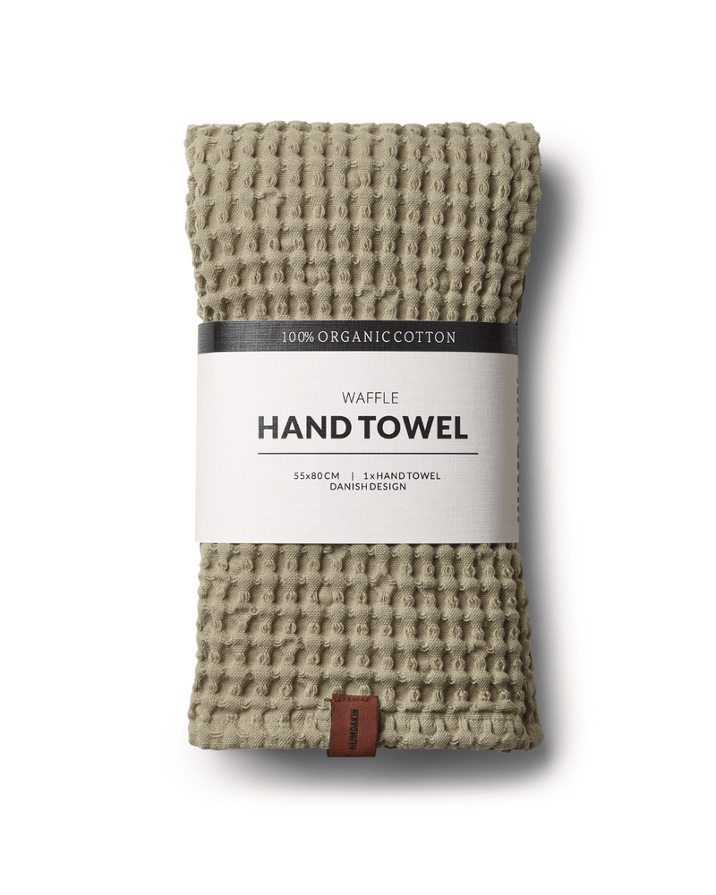 Lækkert økologisk håndklæde i støvet grøn i en vaflet kvalitet fra danske Humdakin