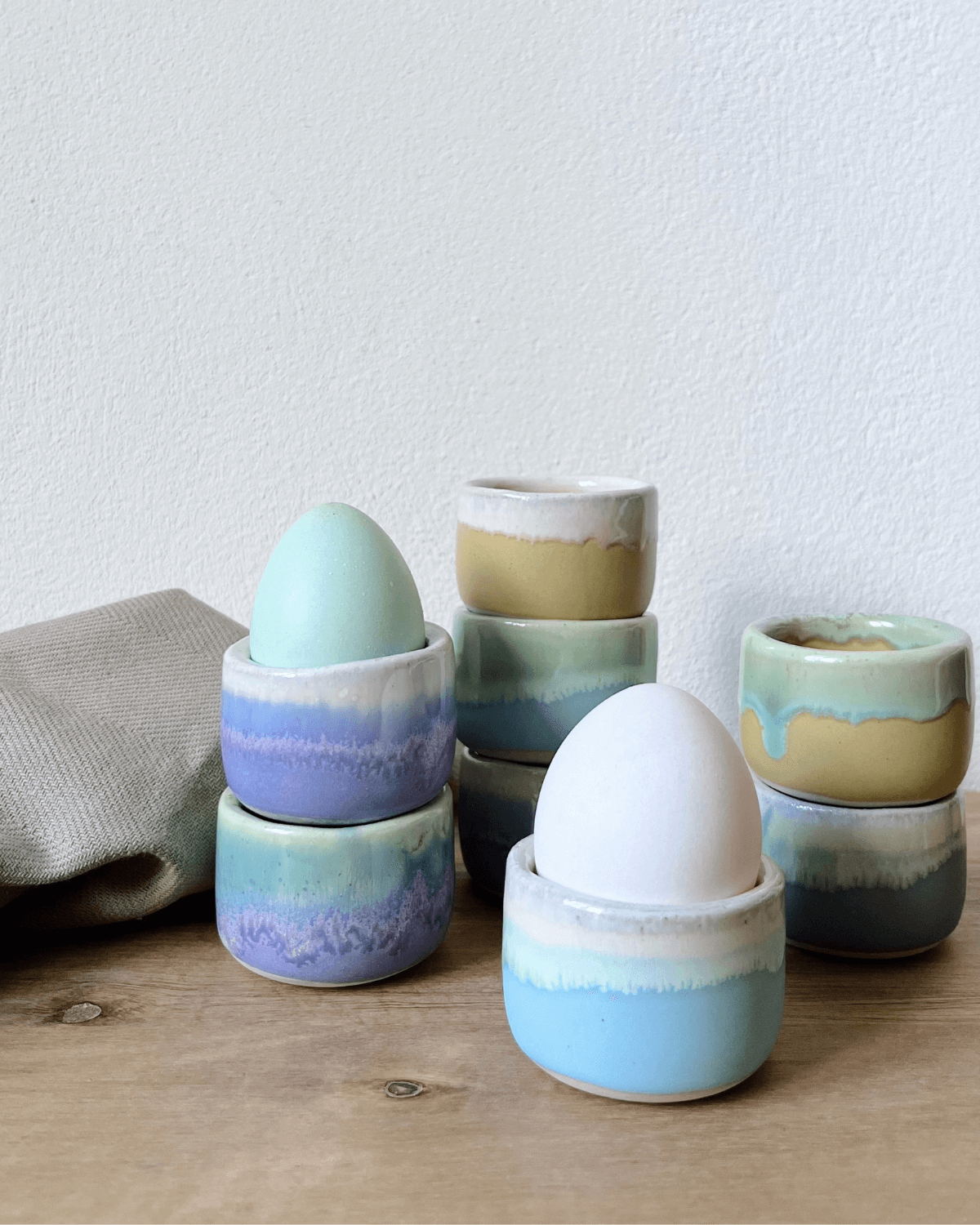 Æggebæger, håndlavet keramik, flere farver, Vårhus