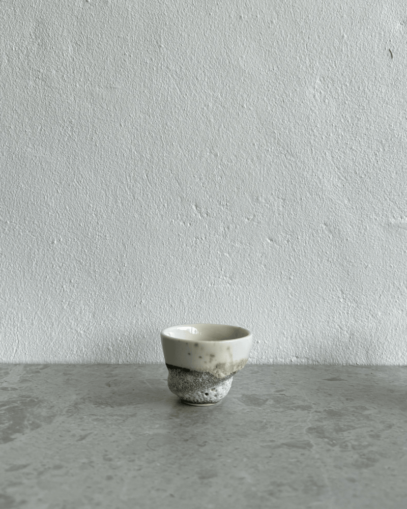 Håndlavet espresso stenbruds kop fra Studio Aarhus