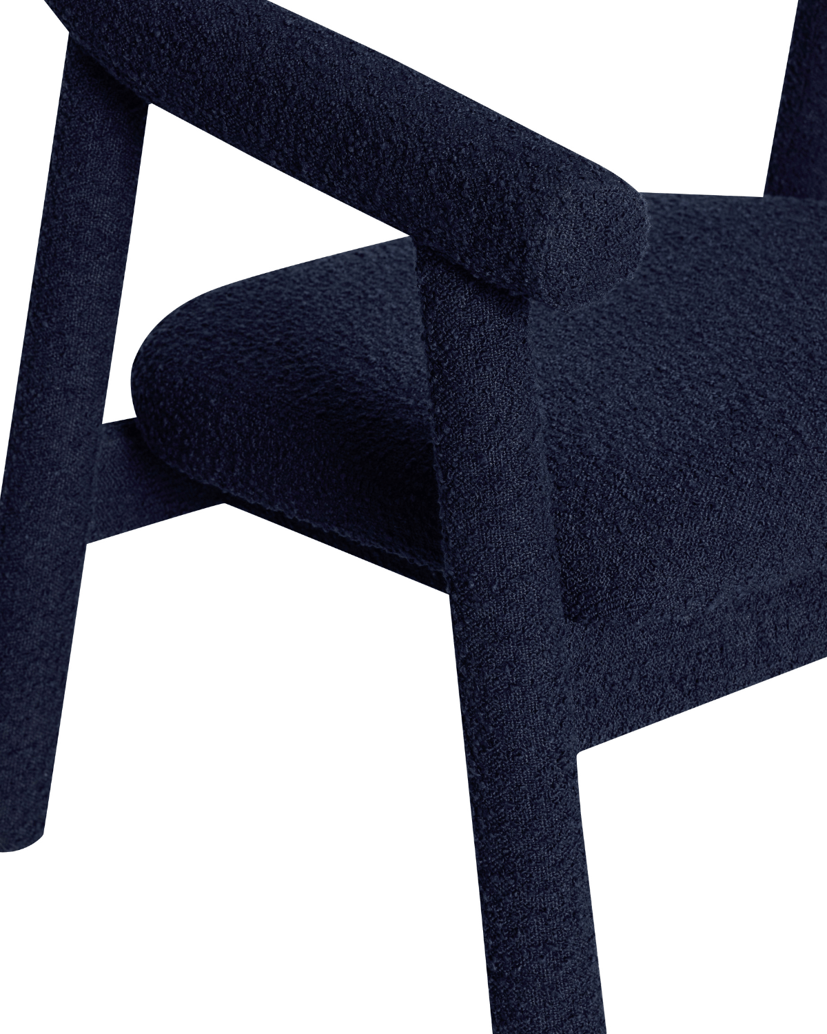 Blå loungestol fra Hübsch med elegant form og komfortabelt design