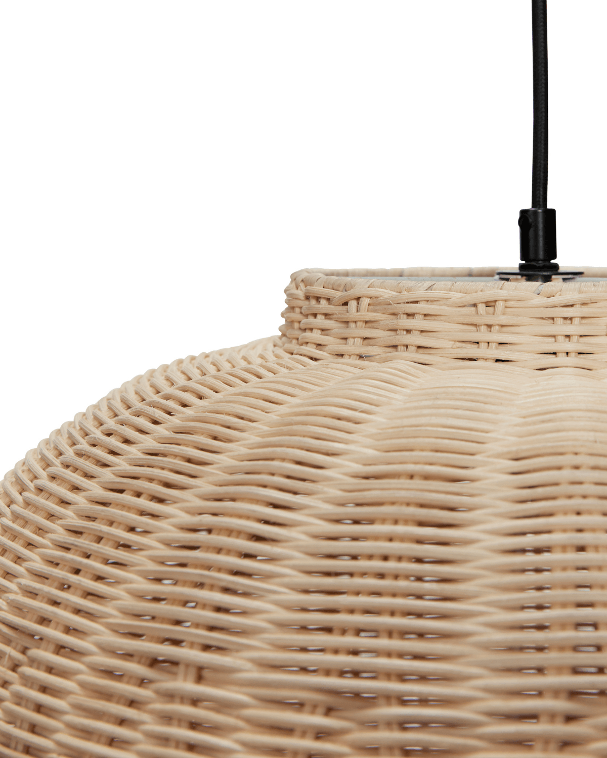 Hübsch Chand pendel i naturfarvet rattan til spisebord, stue eller soveværelse