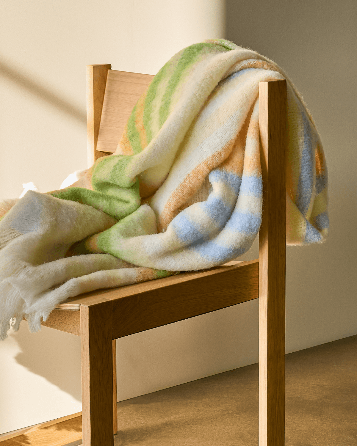 Uld nylon akryl plaid fra Hübsch i gule grønne og orange striber