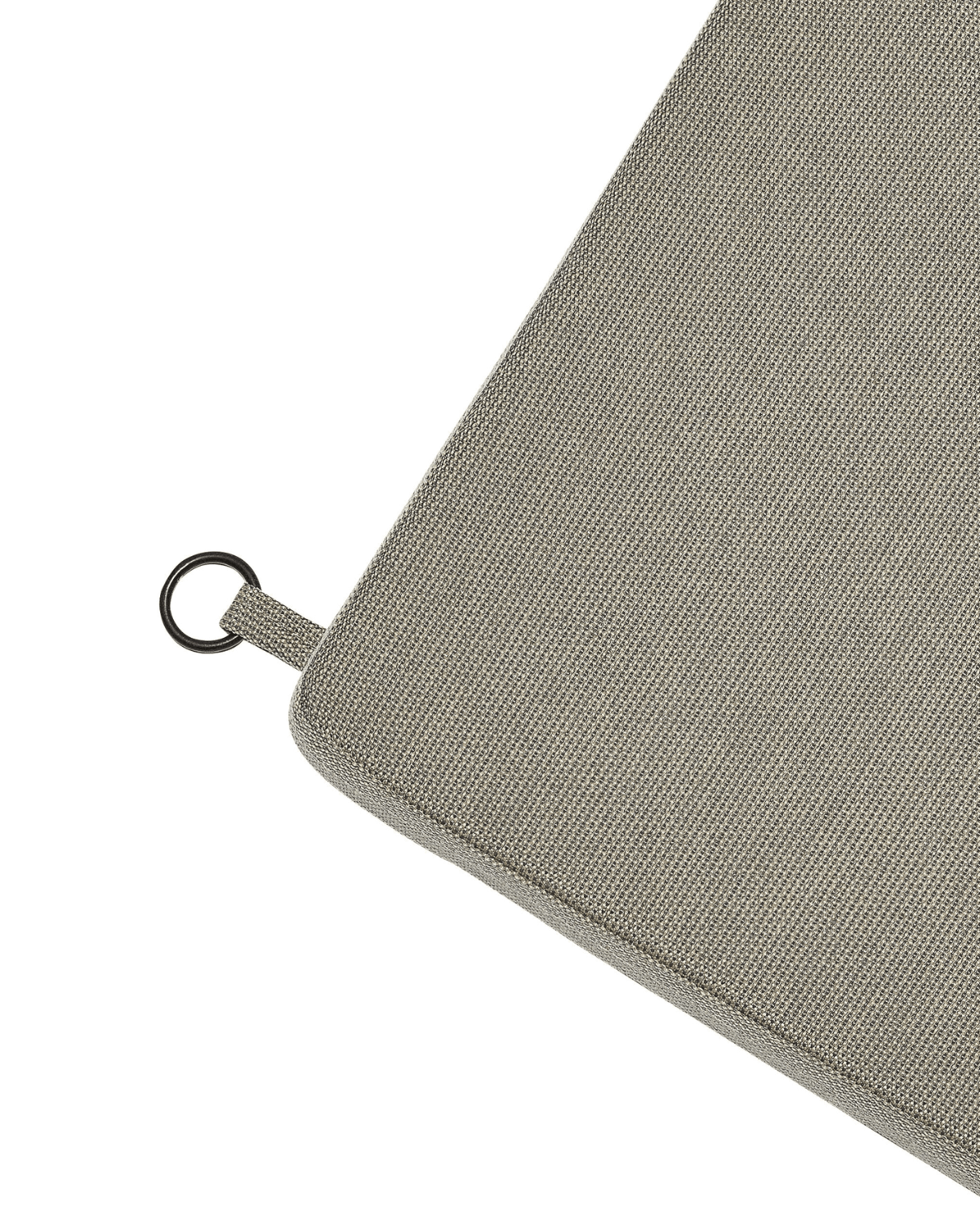 detalje af sidehynde dobbel string fra hubsch i beige