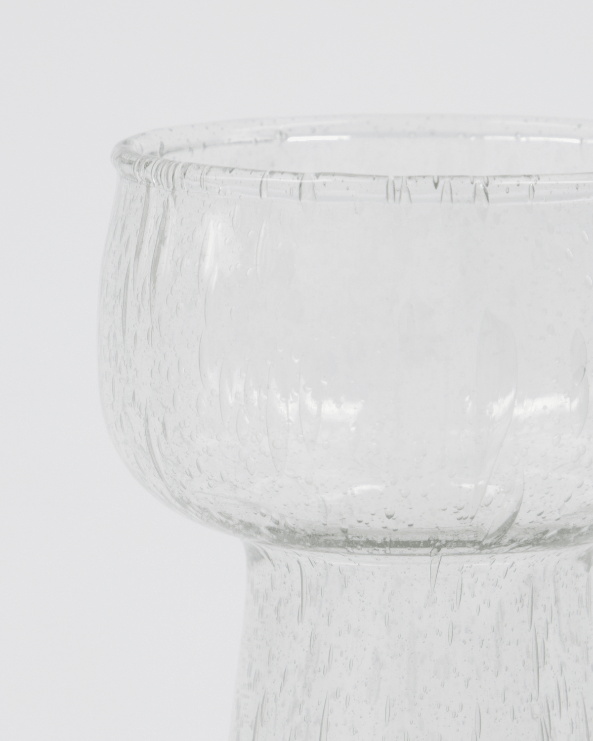 Tuur vase fra House Doctor i klar glas og nordisk stil.