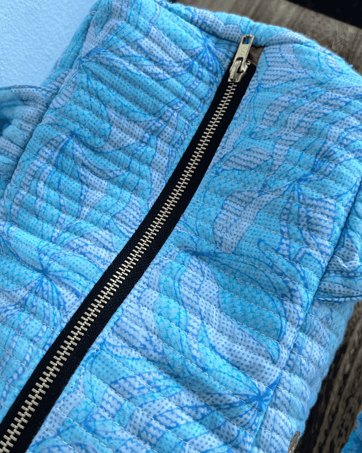 Weekendtaske i tyrkis med lynlås fra Narikind