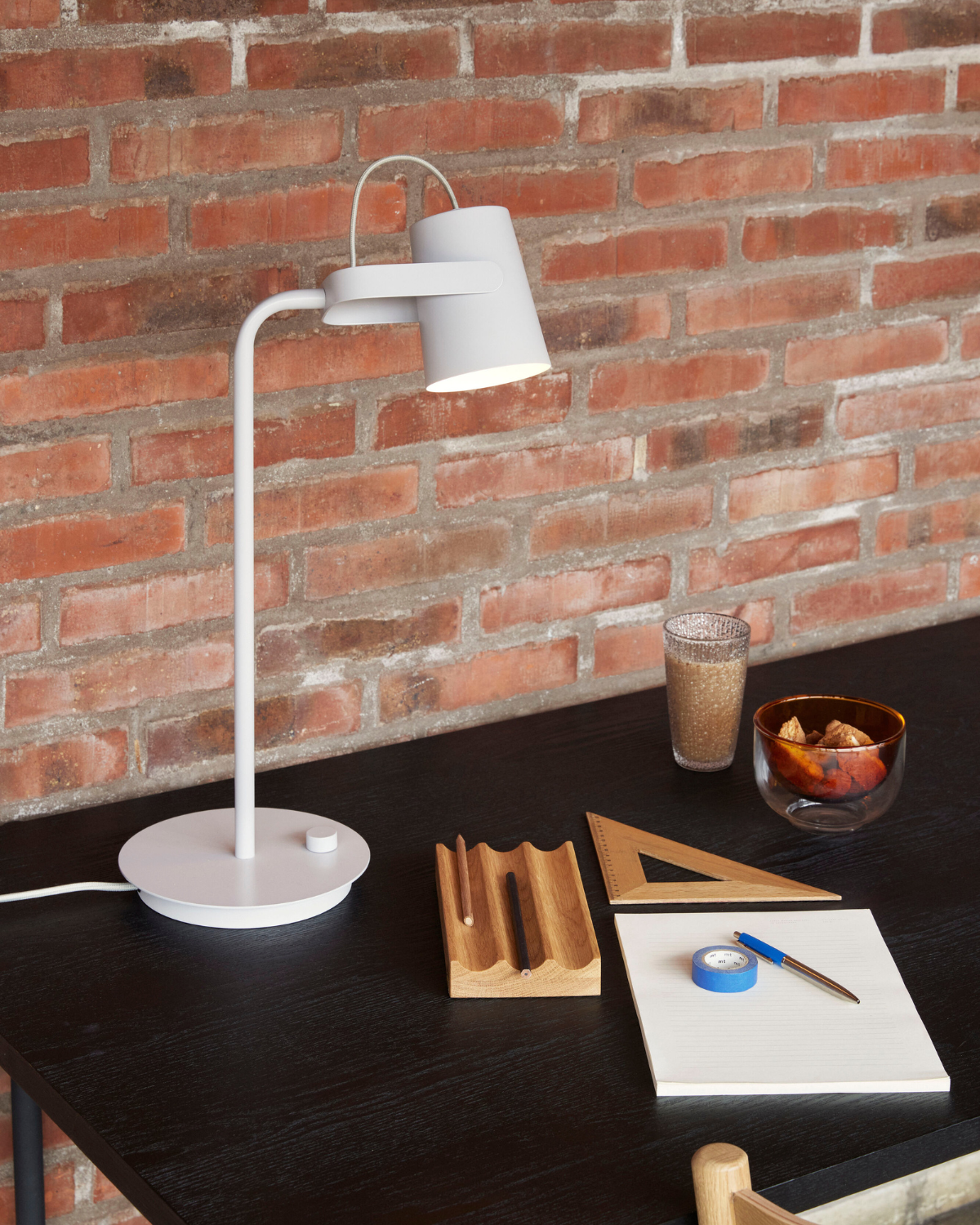 Bordlampe, Ardent, Lysegrå