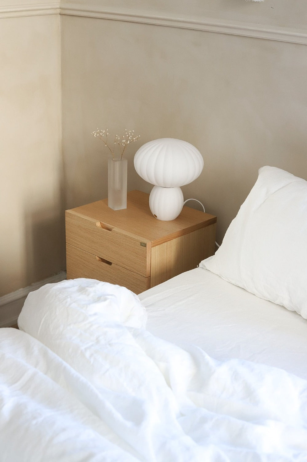 Bordlampe, Kumu, Hvid